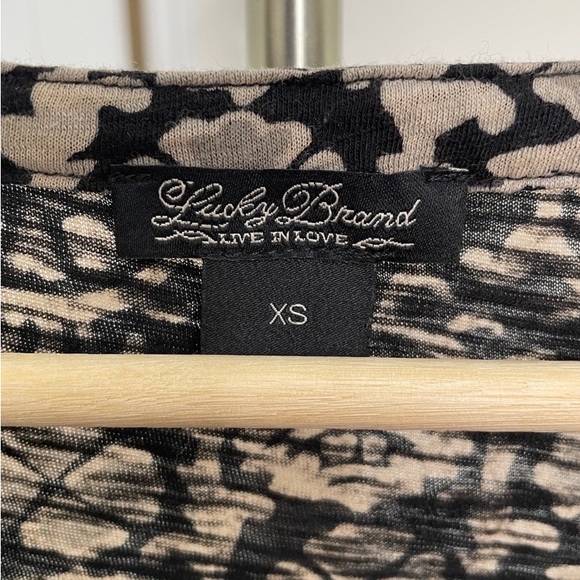 Lucky Brand Top / Lightweight - Picture 4 of 5